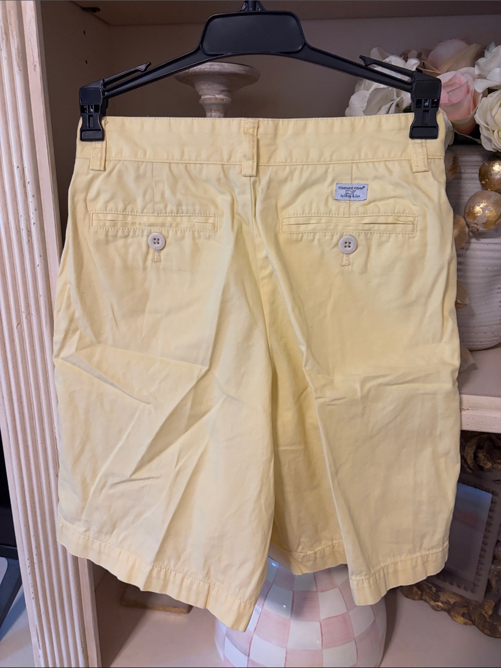 Boys Vineyard Vines Yellow Casual Shorts S (8)